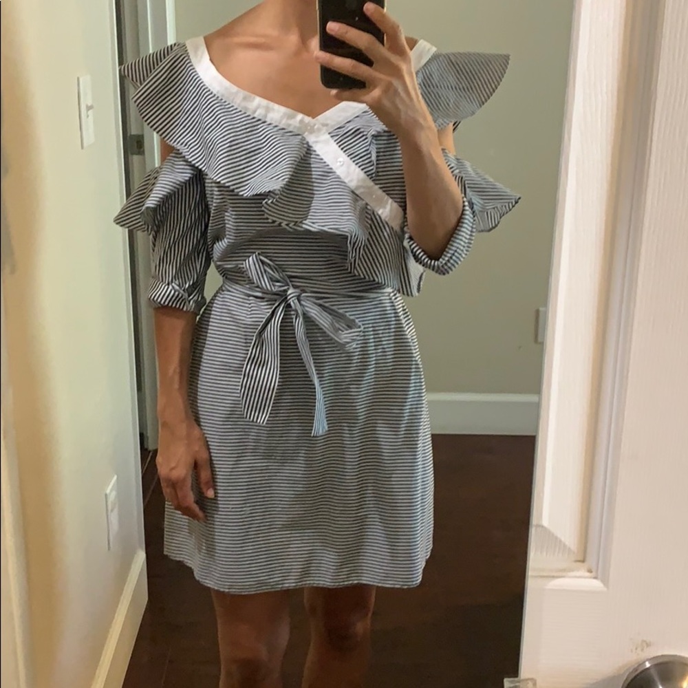 Laundry shelli segal  Ruffle stripe dress